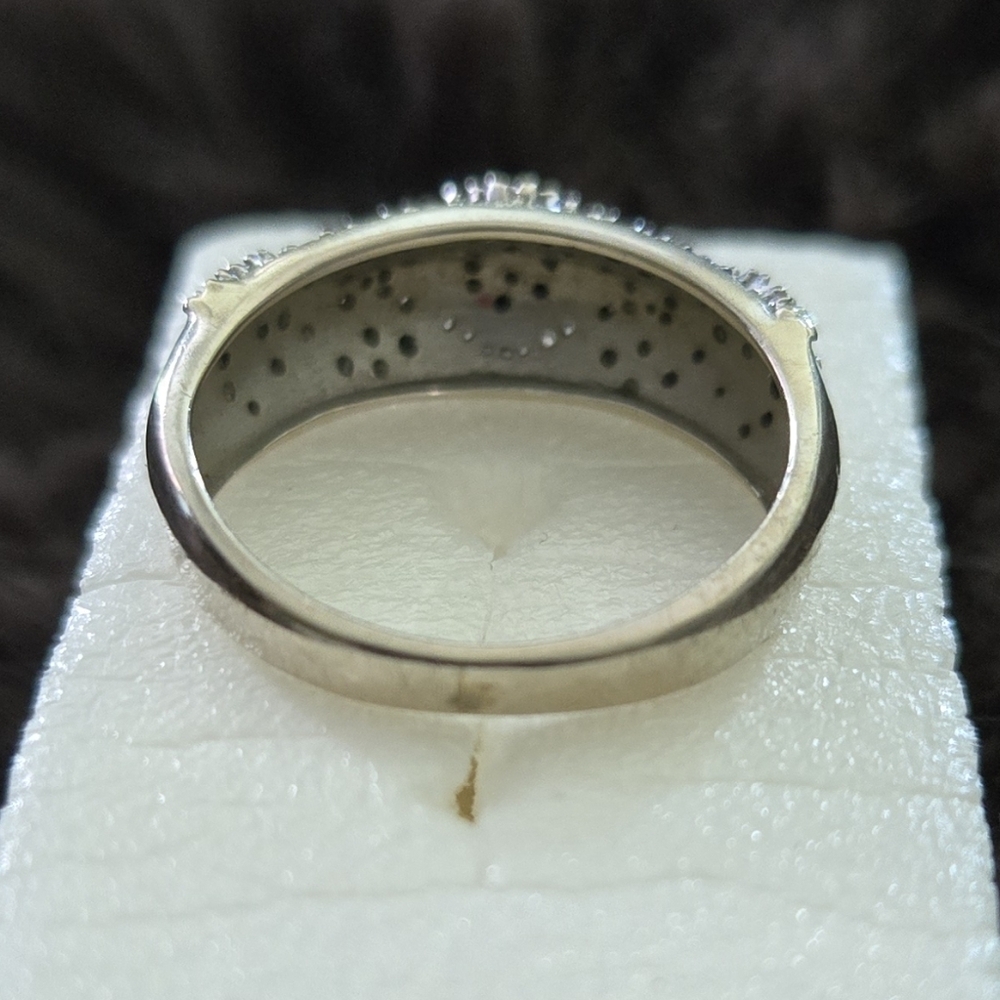 10k Gold Black & White Diamond Dome Ring - Picture 4 of 6